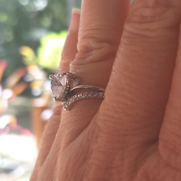HEART-SHAPED LAB-CREATED SAPPHIRE RING IN STERLING SILVER - Picture 4 of 7